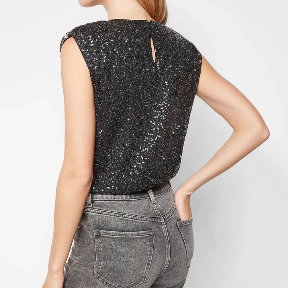🆕️ Express Houndstooth Sequin Top - Picture 2 of 2